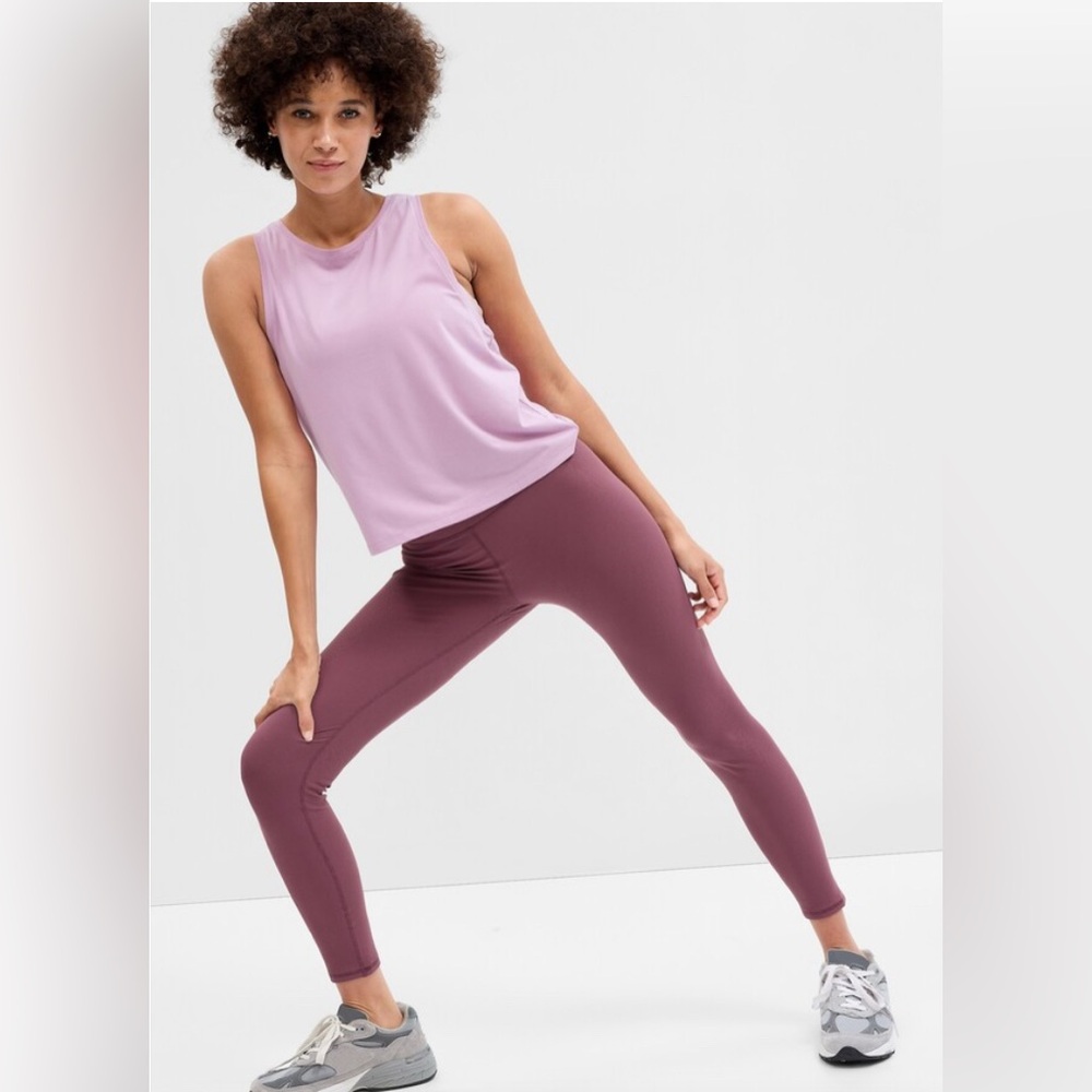 GapFit High Rise Studio Ribbed Leggings